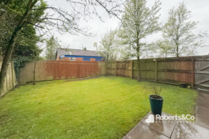 empty garden, ready to be designed, roberts and co estate agents penwortham, woodville court