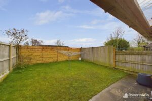 another back garden fulwood property shot, from roberts letting agents fulwood
