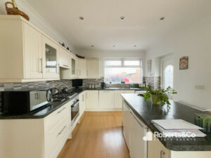 letting agents penwortham Kitche area and cooking area