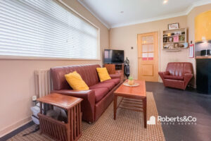 Sweet wine red living room area in Walton Le Dale Preston, preston estate agents