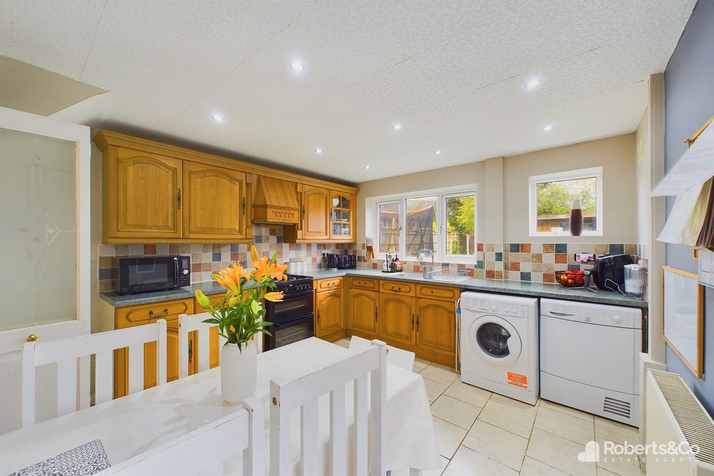 Furnished kitchen and dining room in Penwortham home, in Broadfield Drive, Preston