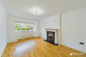 Marketed by Letting Agents Walton Le Dale, this room, maintained by Property Management Walton le Dale, is ideal for those working with Estate Agent Preston to sell my house in Farington Moss