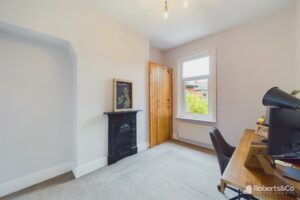 Discover the perfect property on Talbot Road with Letting Agent Penwortham.