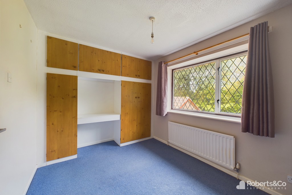 bedroom and built-in storage, home in Penwortham