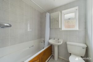 bathroom, property in Penwortham