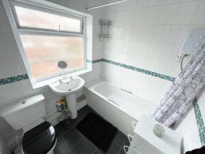 bathroom, home for sale Preston