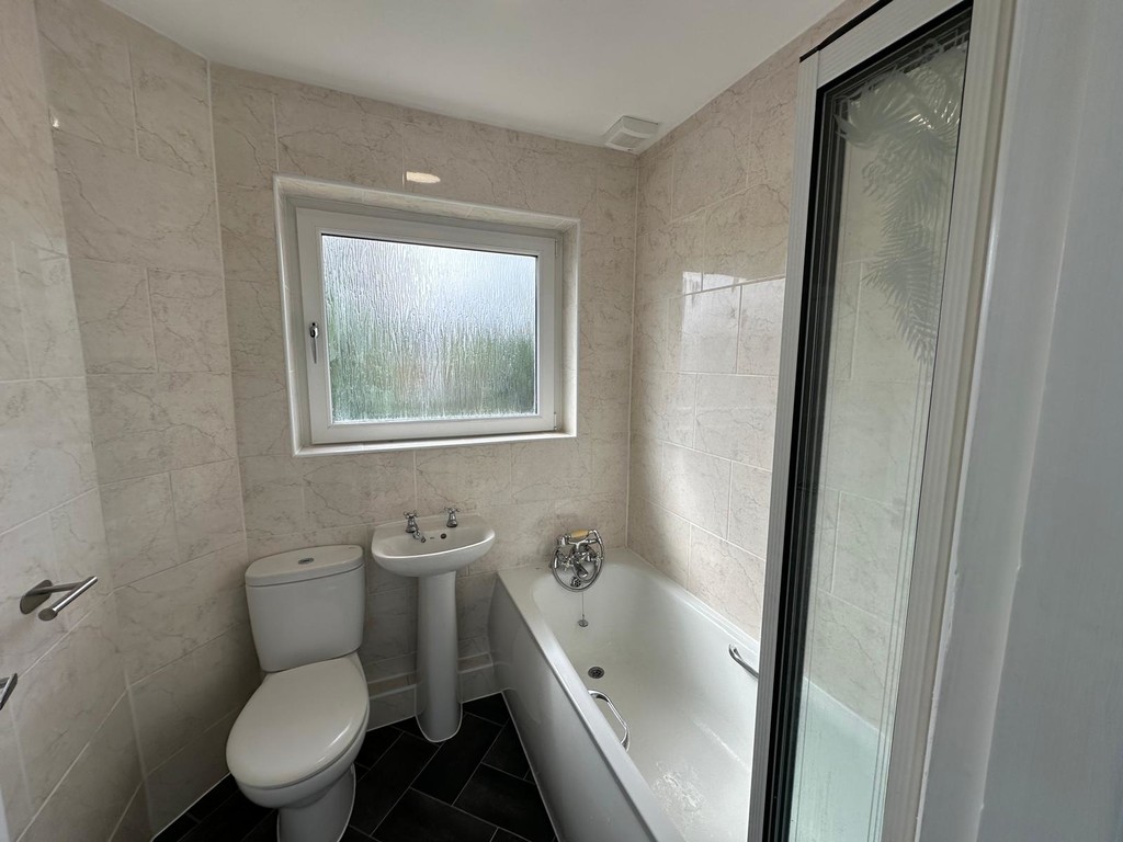 bathroom, home for sale in Penwortham