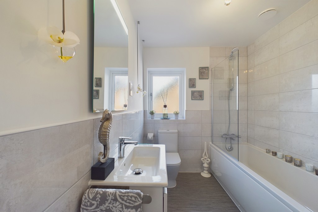 bathroom, house for sale in Bamer Bridge