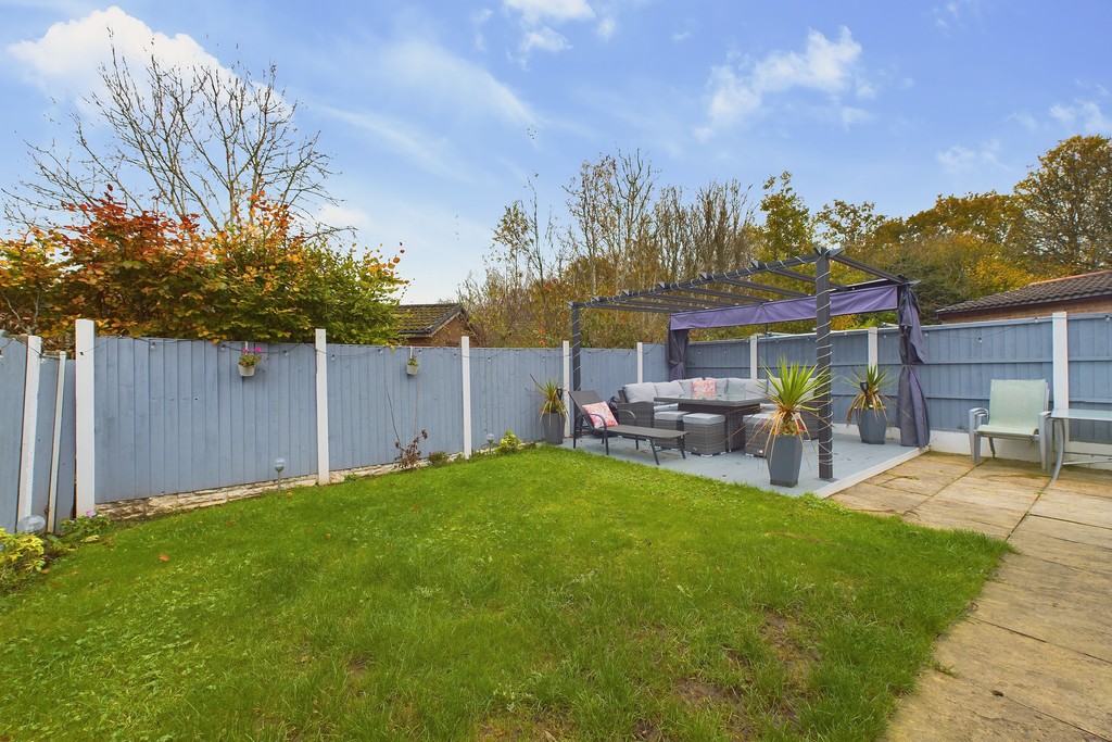 back garden and outdoor living area, home in Lostock Hall